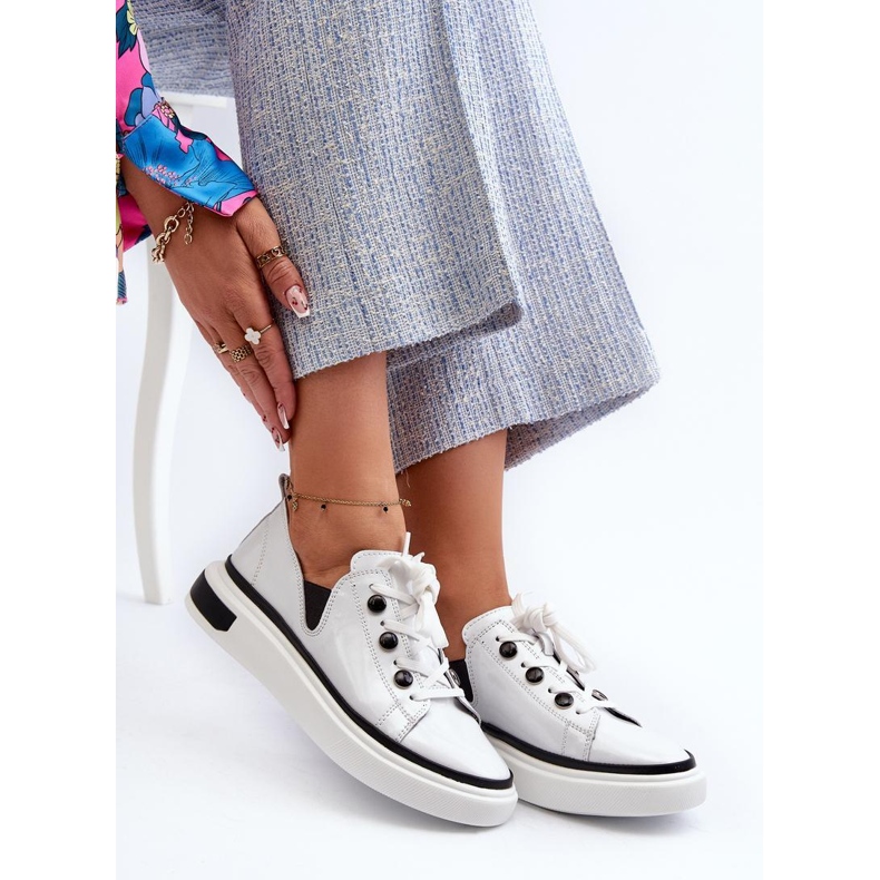 Sports Shoes Model Da LR535 White - Step in style 1