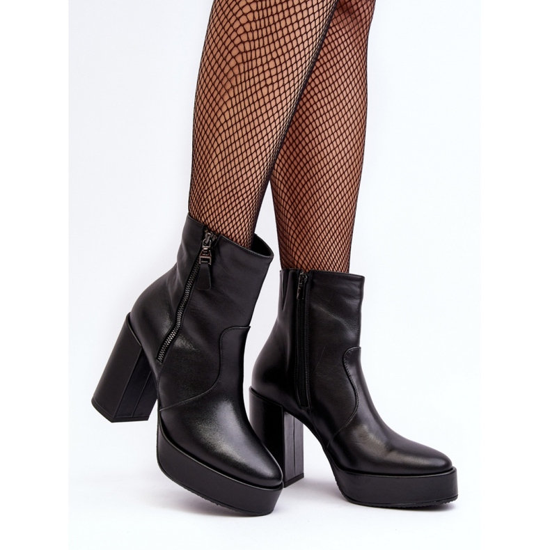 Boots Model Laura Messi 2690/100 Black - Step in style 1