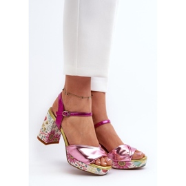 Sandals Model Da CR980 Pink - Step in style 1
