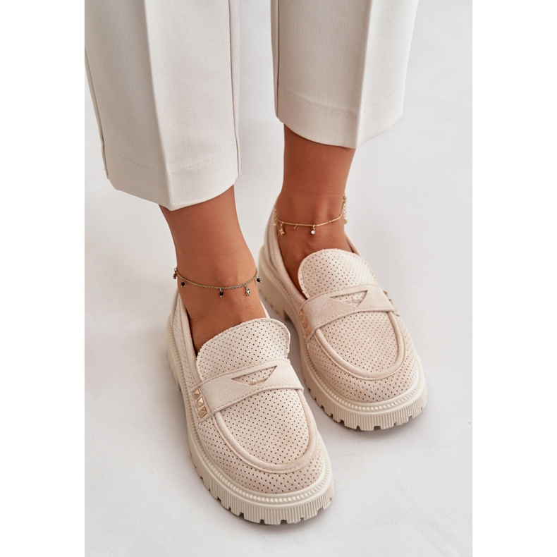 Comfortable Light Beige moccasins 2