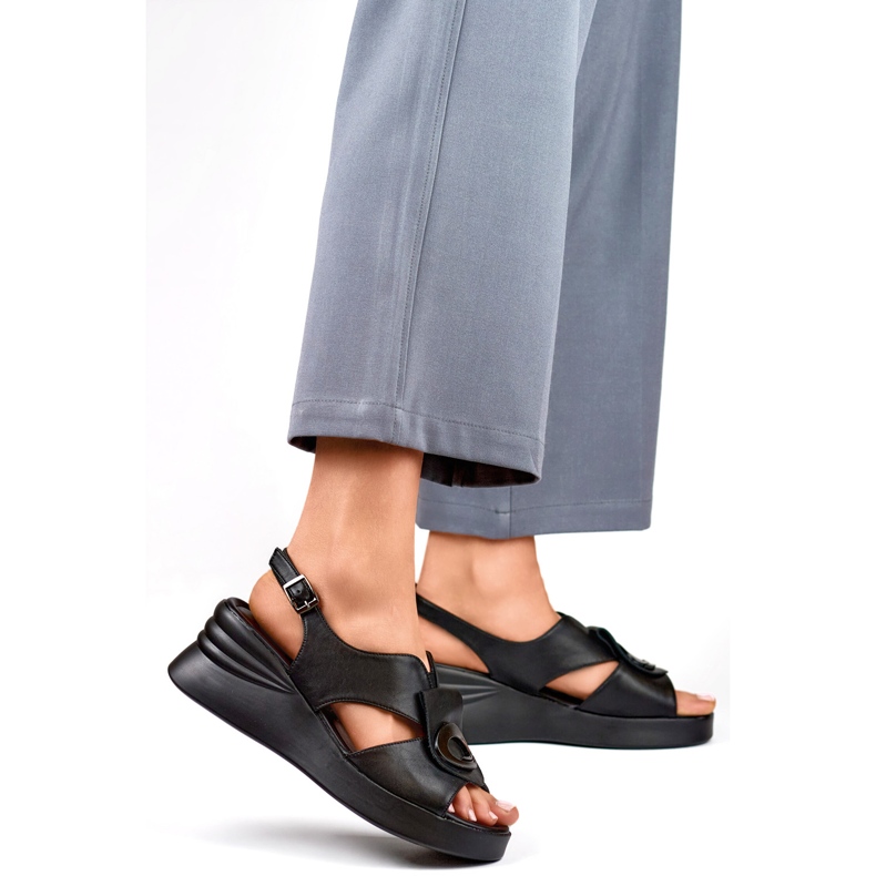 Sandals Model GD-LH2004B Black - PRIMO 2