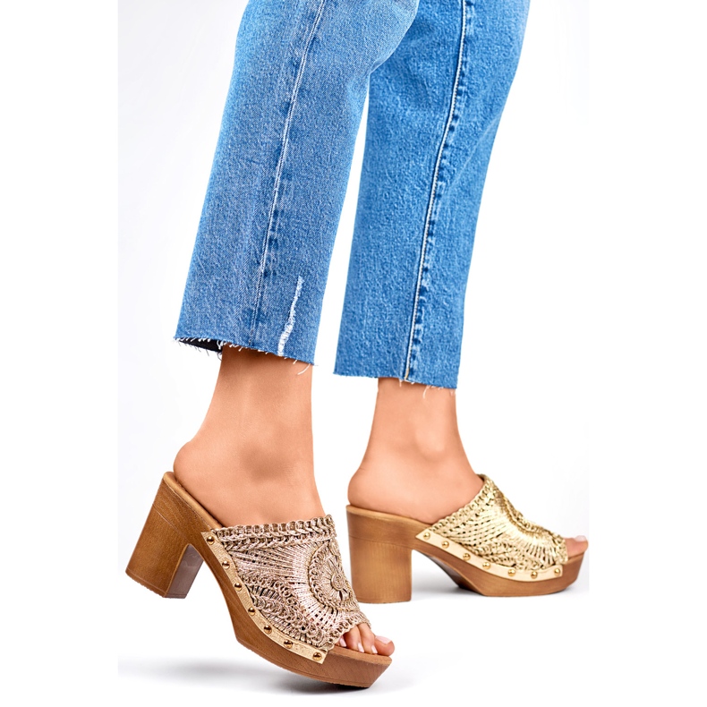 Women's high-heeled flip-flops C388GO, gold yellow 1