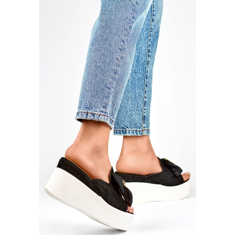 Women's Flip-Flops Black 8082B 1