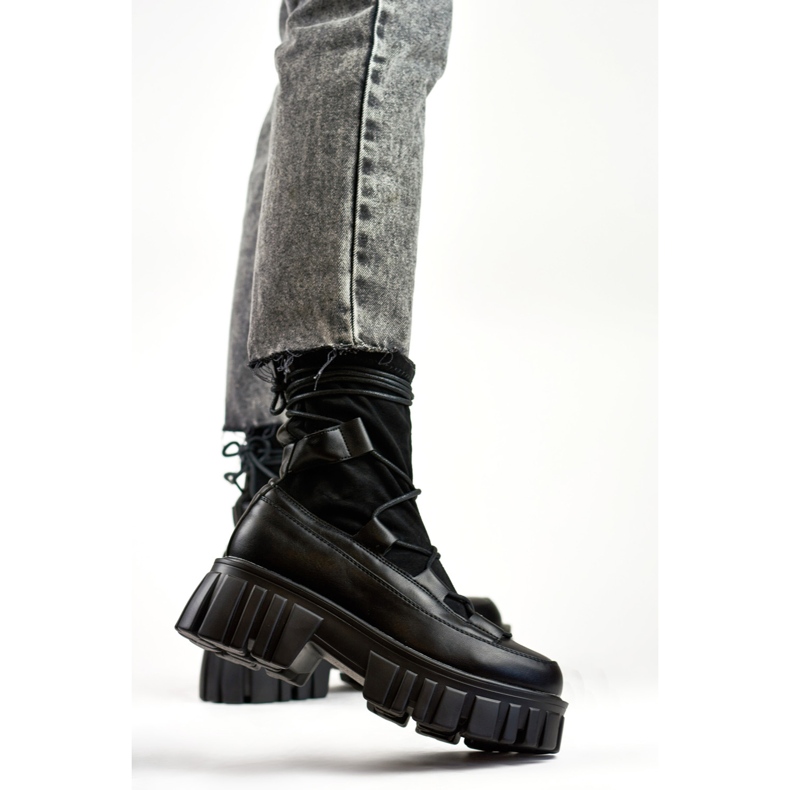 Boots Model Y2109B Black - PRIMO 2