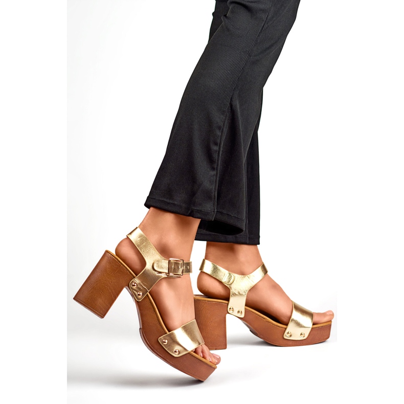 Model 3993GO Gold sandals golden 1
