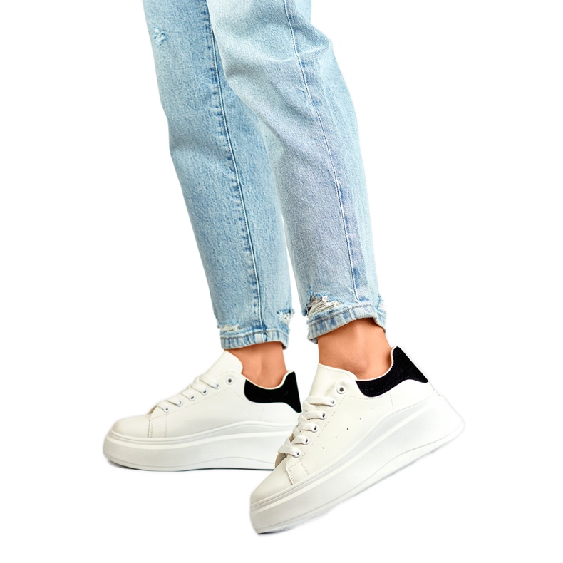 Sports Shoes Model LL23171W/B White/Black - PRIMO 1