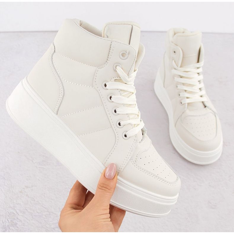 Beige high-top sports shoes NEWS 8166 1 Beige high-top sports shoes NEWS 8166 1