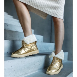 Edidda gold insulated snow boots with a collar golden 1