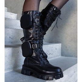 Black high boots with a sachet Peralta 2