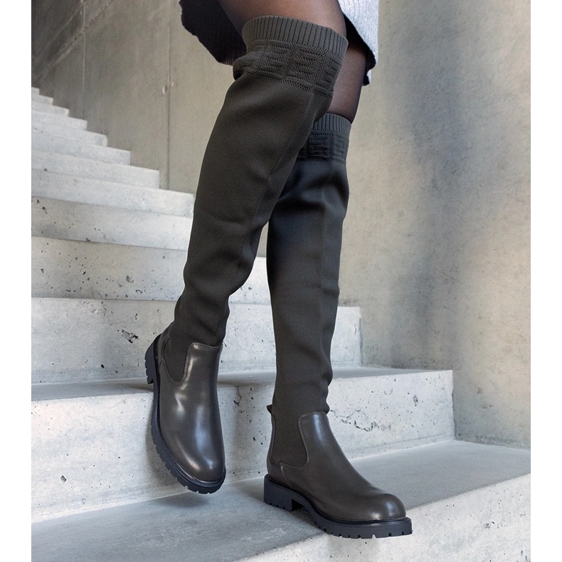 Green long boots with a flexible upper from Juanra 2