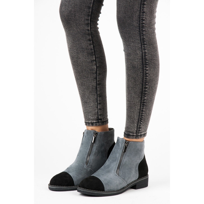 Vices Suede ankle boots for fall grey 1