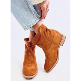 Boots on a hidden Deer Camel wedge heel brown 1