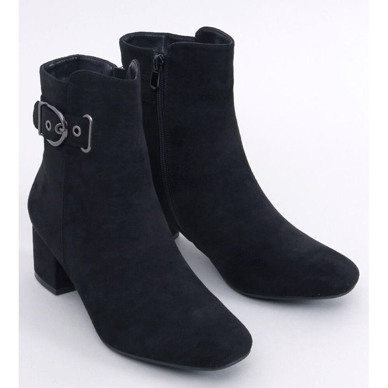 Lanne Black low heel boots 1