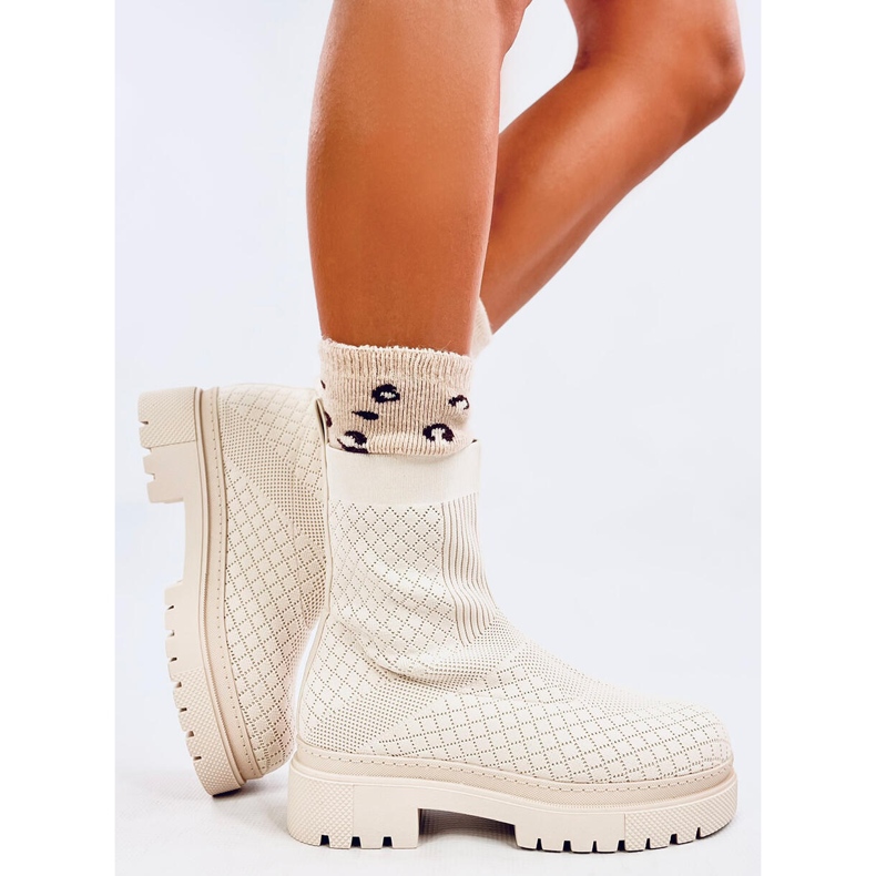 Sock boots with a Rueda Beige pattern 1