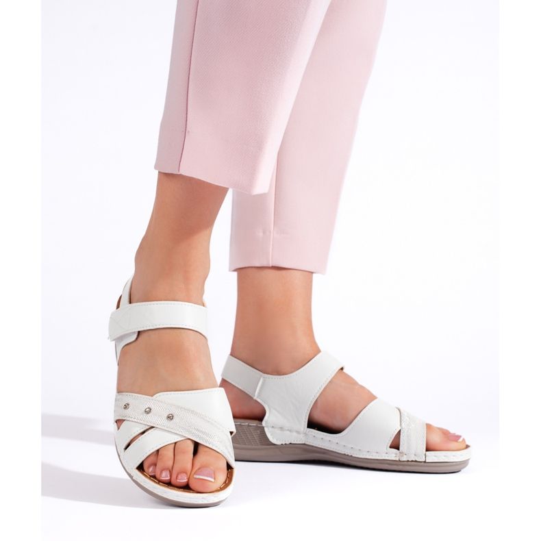 Light white women's platform sandals 1