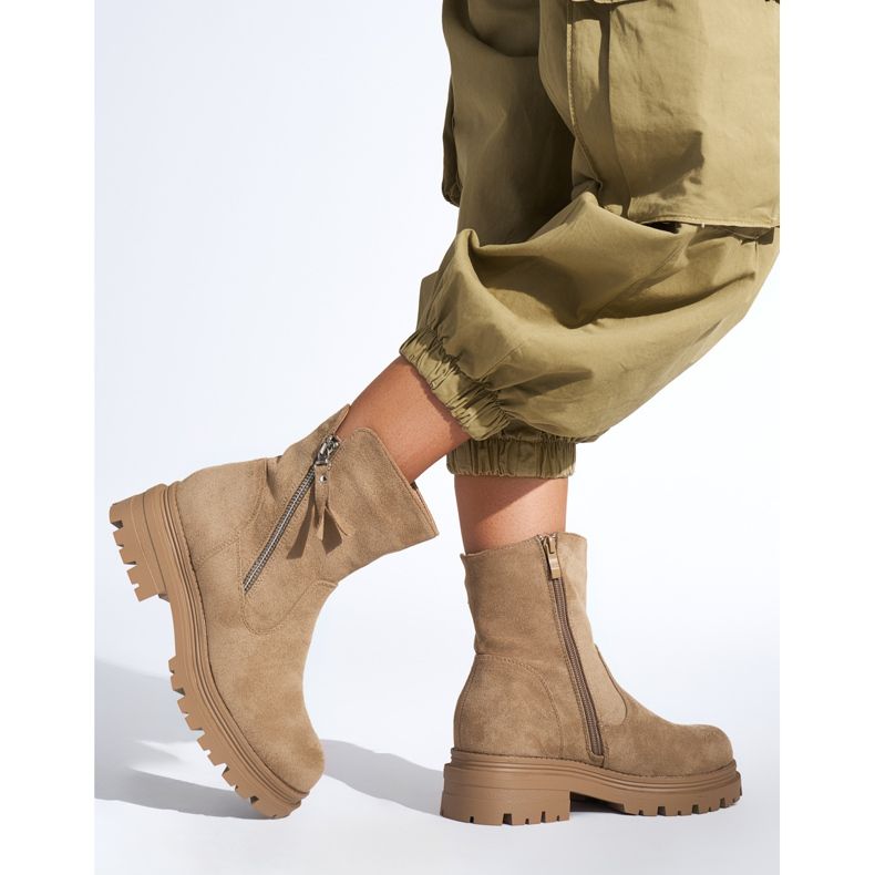 Dark beige women's ankle boots with a decorative zipper 2