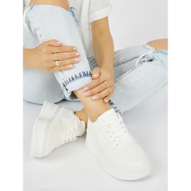 White women's platform sports shoes 2 White women's platform sports shoes 2