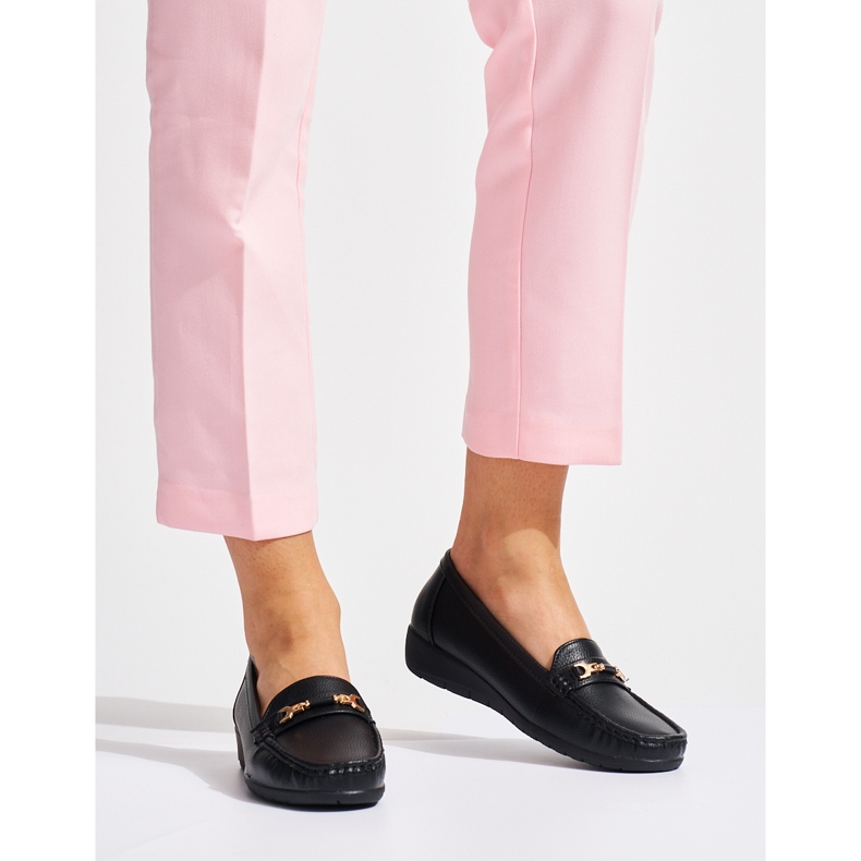 Black women's moccasins with decoration 1 Black women's moccasins with decoration 1