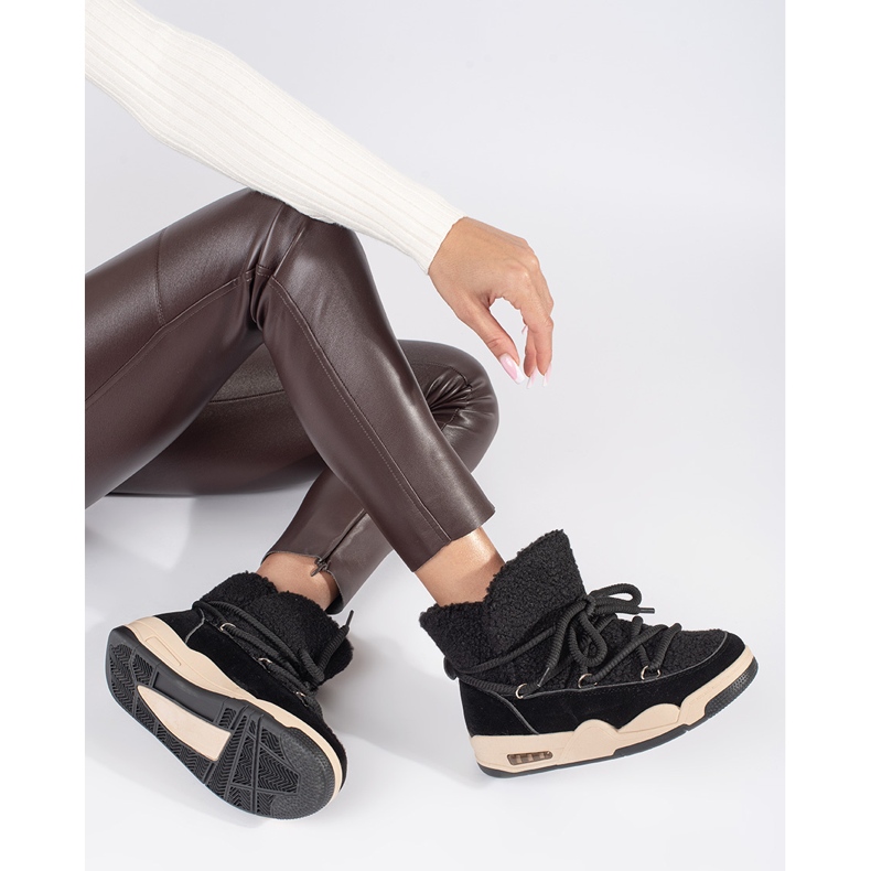 Seastar Black women's snow boots with a thick sole 1 Seastar Black women's snow boots with a thick sole 1