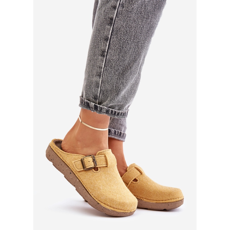 Comfortable Women's Slippers With Buckle Inblu ED000019 Yellow 1