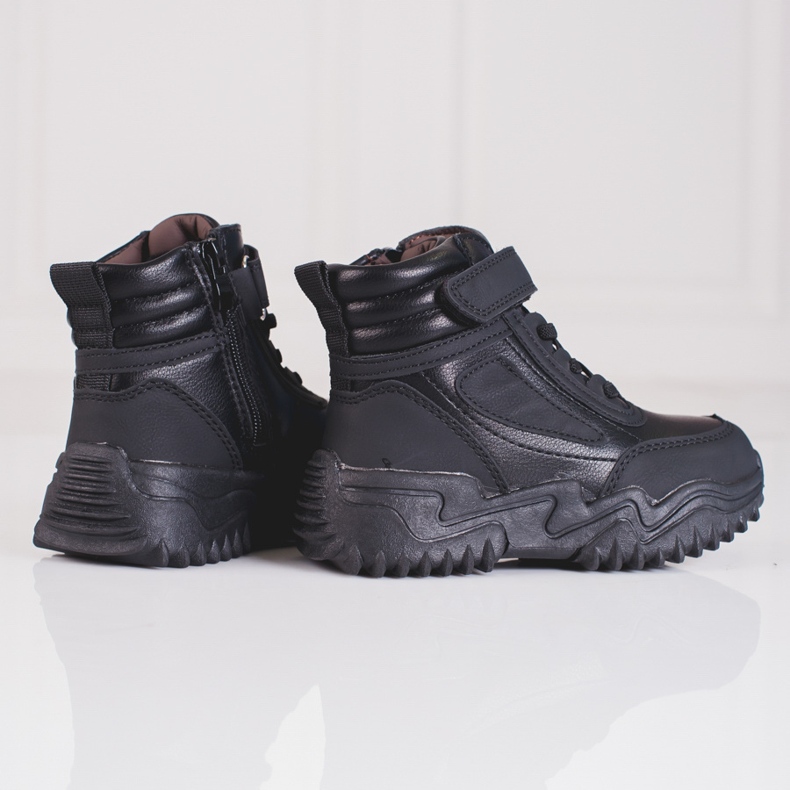 Black boots for boys with a thick sole 1