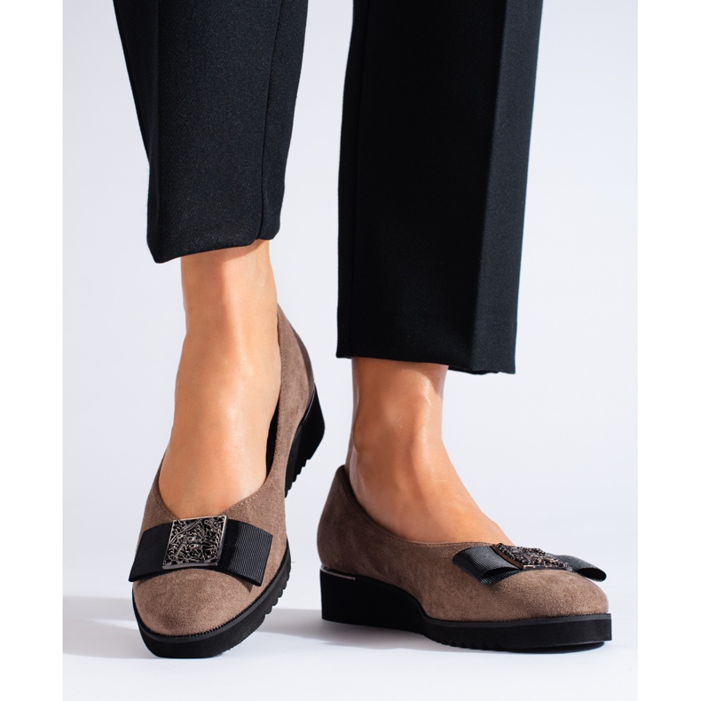 Dark beige suede pumps with a low wedge from Shelovet 1