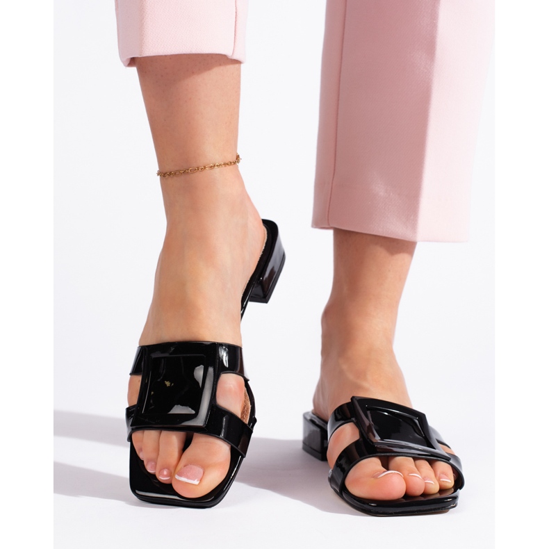 Classic black elegant women's flip-flops 1