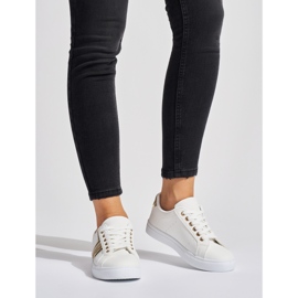White women's sports shoes 1