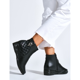 Comfortable black wedge boots 2