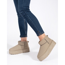 Seastar Beige insulated women's snow boots with a platform 1