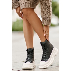 Leather Insulated Sneakers on a Massive Platform Big Star OO274A599 Black 2