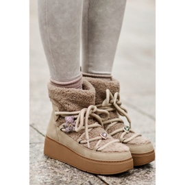 Brown Almatiza Women's Sheepskin Snow Boots With Pins And Fur beige 2