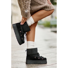 Black Mavora Snow Boots With Lacing On A Platform 2