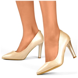 Women's gold pumps with a comfortable heel, elegant gold women's shoes beige 2
