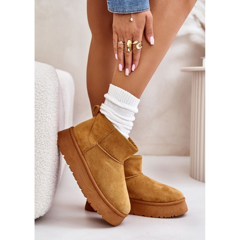 News Low women's snow boots on the platform insulated with Camel fur brown 2