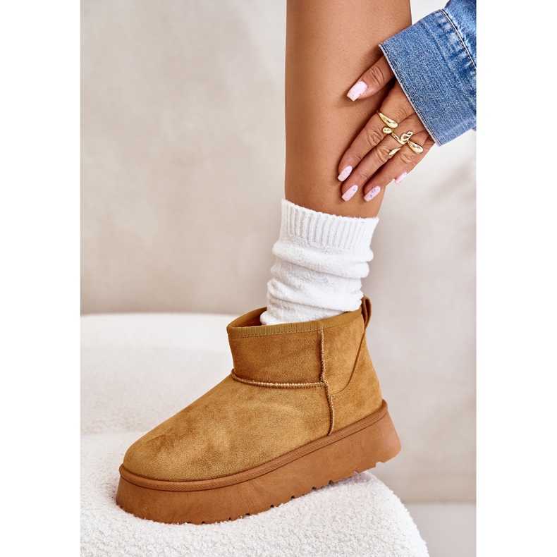 News Low women's snow boots on the platform insulated with Camel fur brown 3