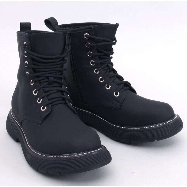 Peddy Black lace-up ankle boots 1