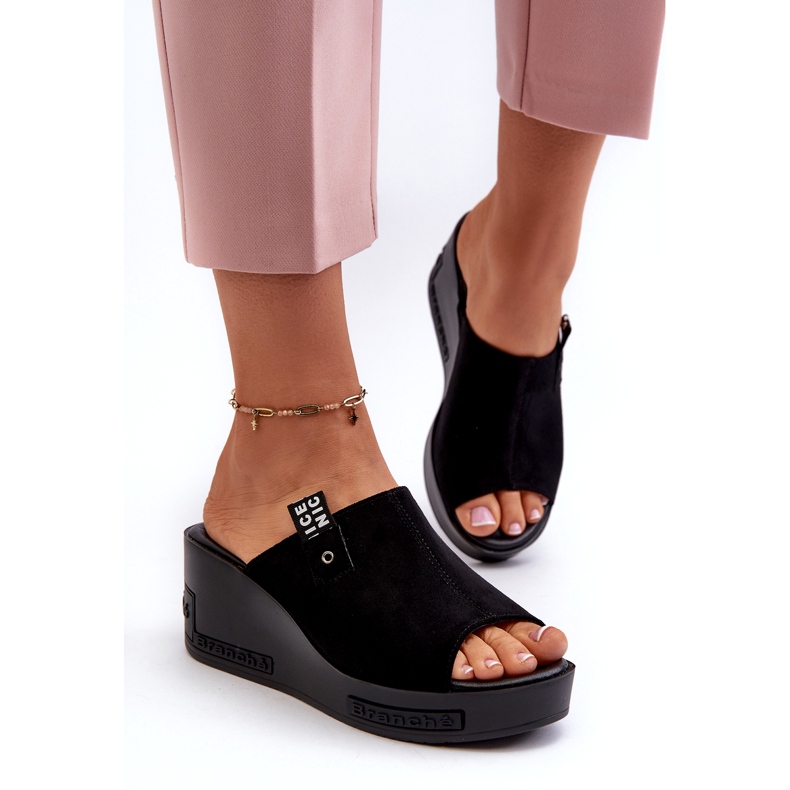 Vinceza Women's High Wedge Flip-Flops, Black 1