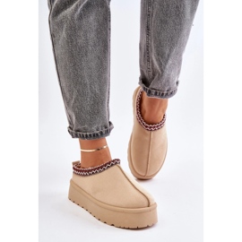 Women's Low Snow Boots With Embroidery On The Light Beige Platform Narirya 2