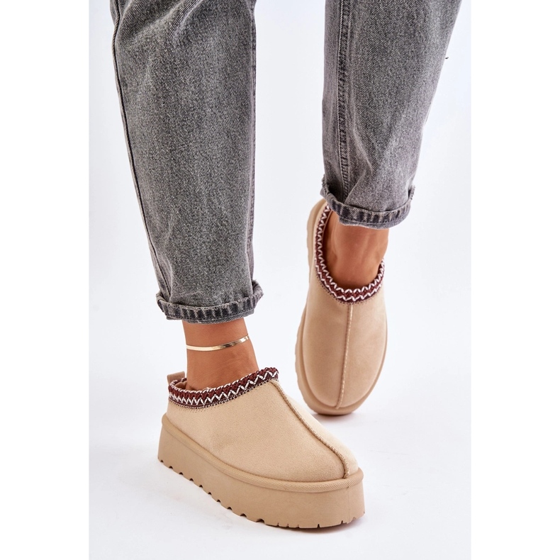 Women's Low Snow Boots With Embroidery On The Light Beige Platform Narirya 2