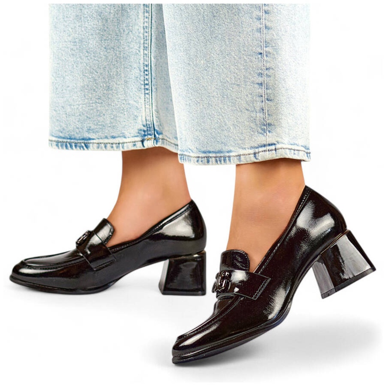 Women's low-heeled shoes, patent black, GD-FL475B 1