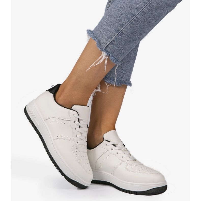 Black and white classic BL3619-SP sneakers 1