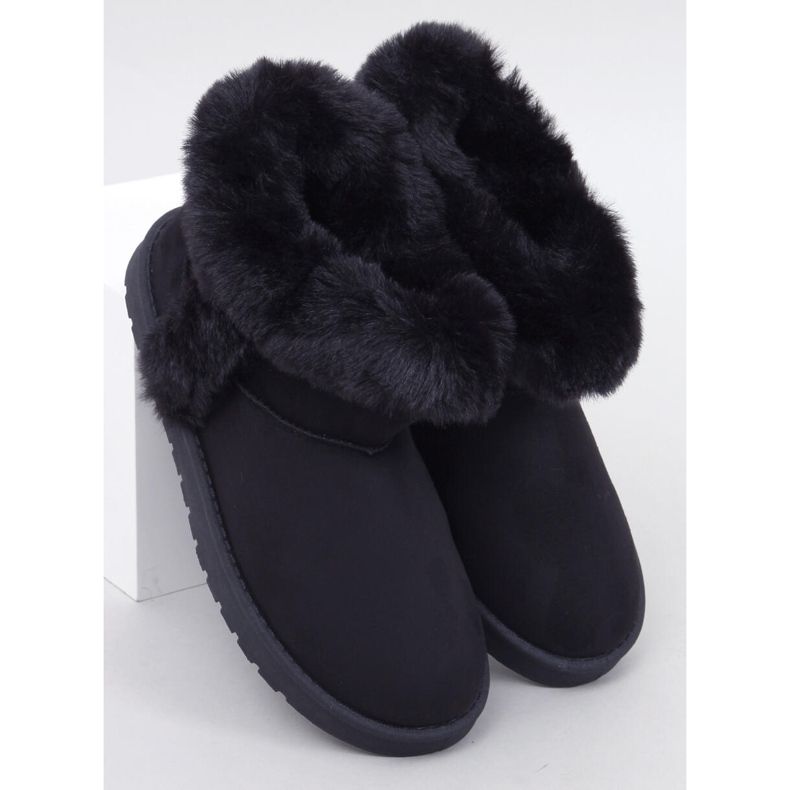 Emus short with fur Sissoi Black 1