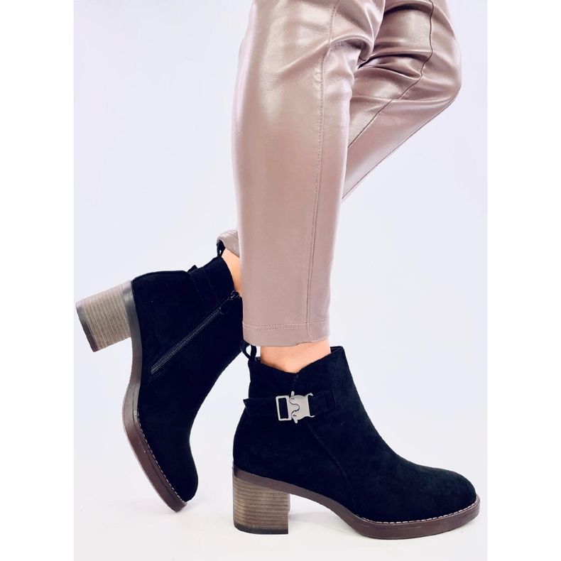 Classic high-heeled boots Marsha Black 2