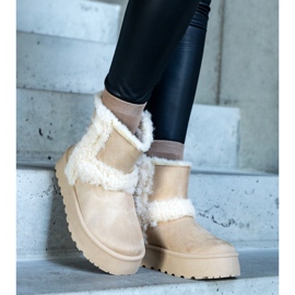 Beige eco-suede platform snow boots decorated with fur from Peters 2