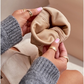 Erynn Over-the-knee flat-heeled boots made of eco-suede, beige Linnithia 2 Erynn Over-the-knee flat-heeled boots made of eco-suede, beige Linnithia 2