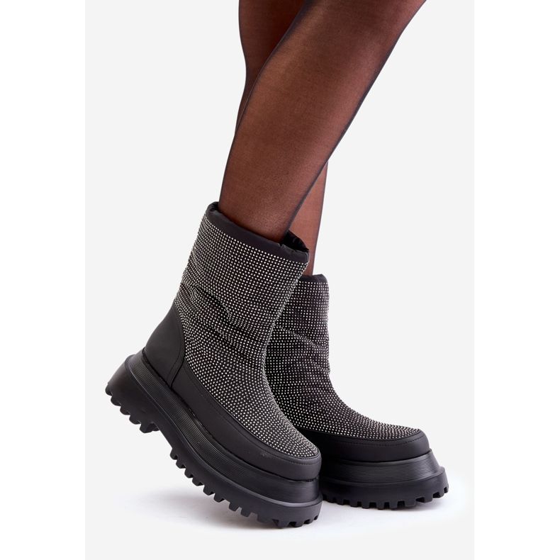 Black Avivina Decorated Snow Boots With Platform And Flat Heel 1