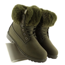 Warm green timber boots with fur 2