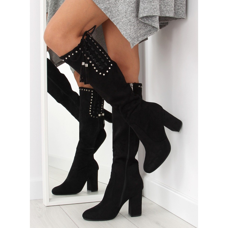 Black classic high heels 1