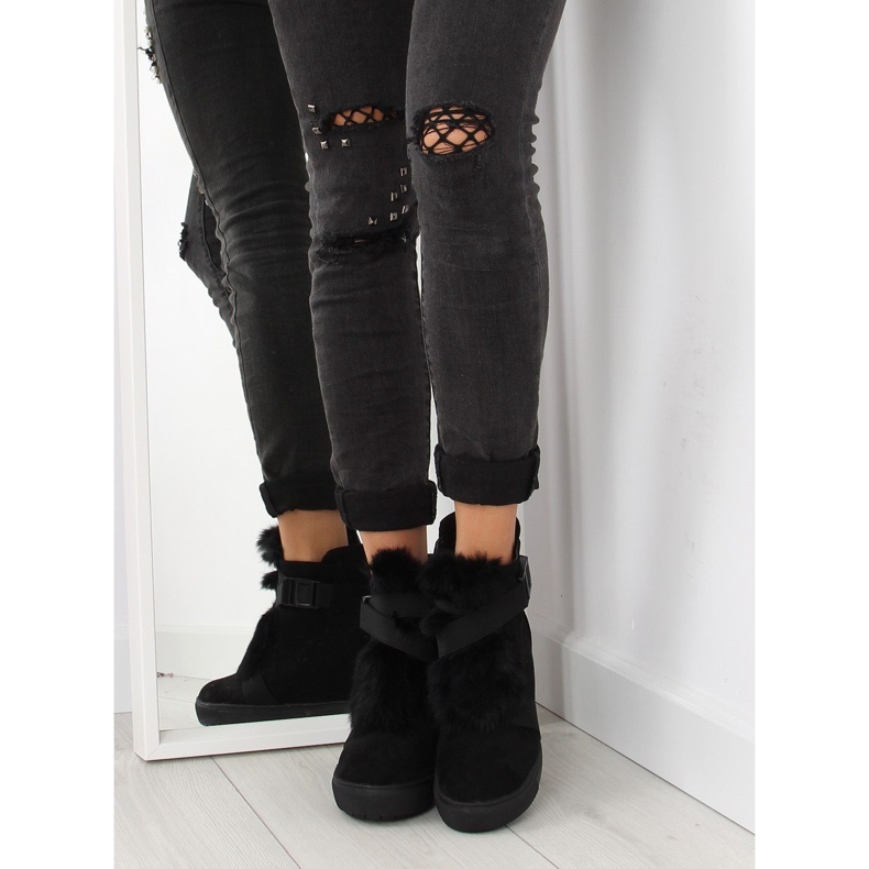 Sneakers with fur black 3123 black 2
